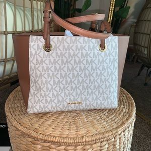 Michael Kors bag